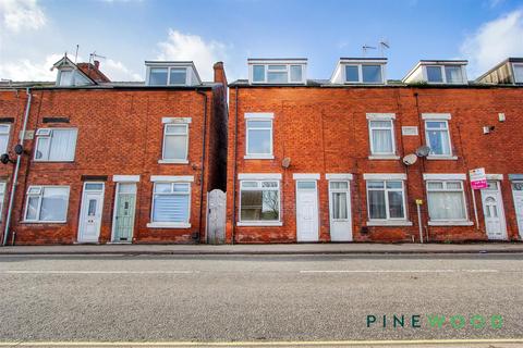 3 bedroom terraced house to rent, North Road, Chesterfield S43