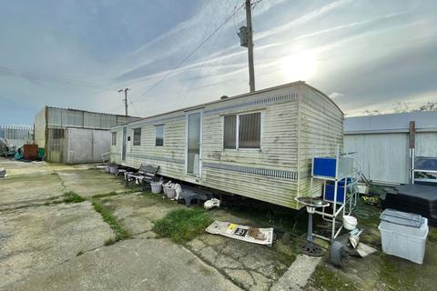 undefined, Euximoor Drove, Christchurch