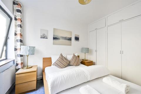 1 bedroom apartment for sale, Upper Thames Street, London EC4V