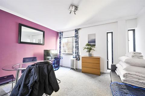 1 bedroom apartment for sale, Upper Thames Street, London EC4V