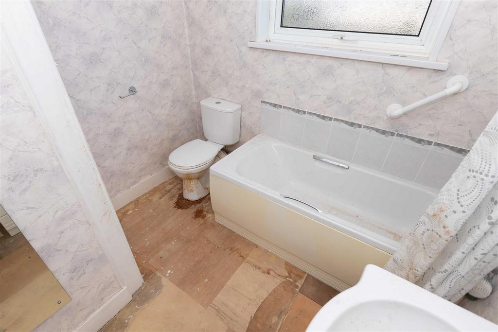 For Sale by Aspire Residential   King Edward Avenu