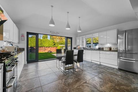 46 West Belvedere, Danbury, Chelmsford, CM3 4RF