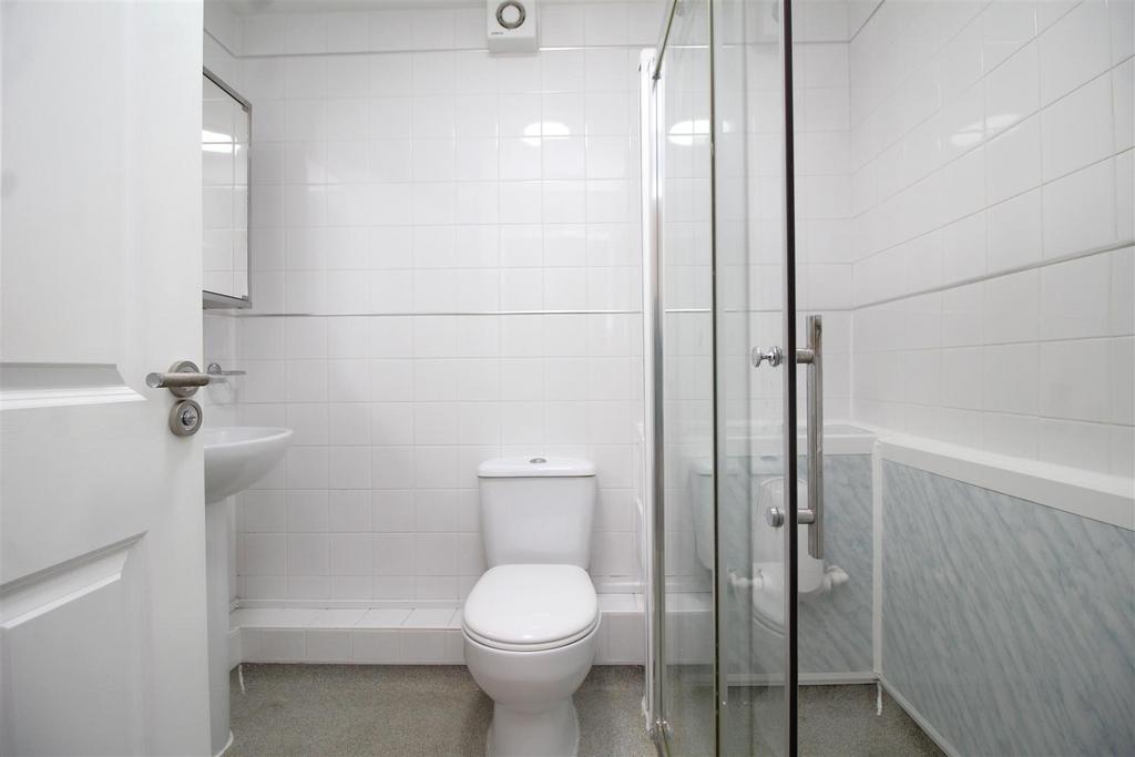 Shower room.JPG