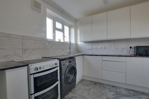 2 bedroom apartment for sale, Baker Street, Enfield