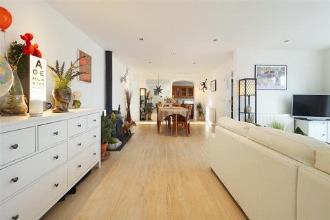undefined, Willow House, Ratling Road, Ayelsham