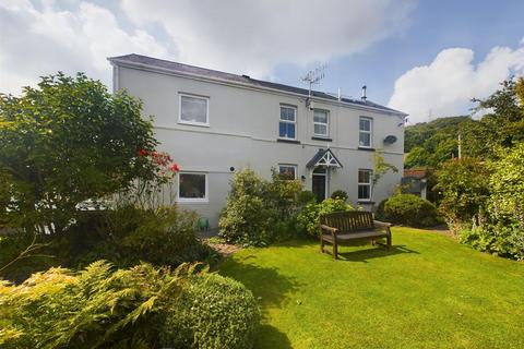 3 bedroom detached house for sale, Tyrwaun, Pwll, Llanelli