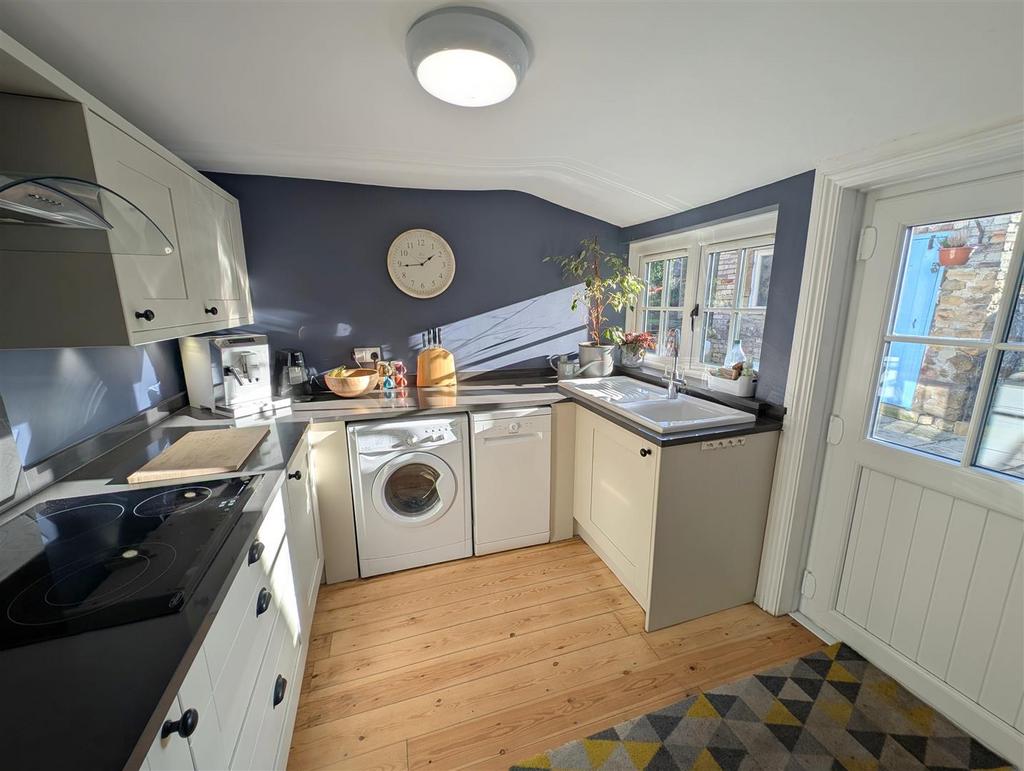 Open Plan Kitchen and Dining Room