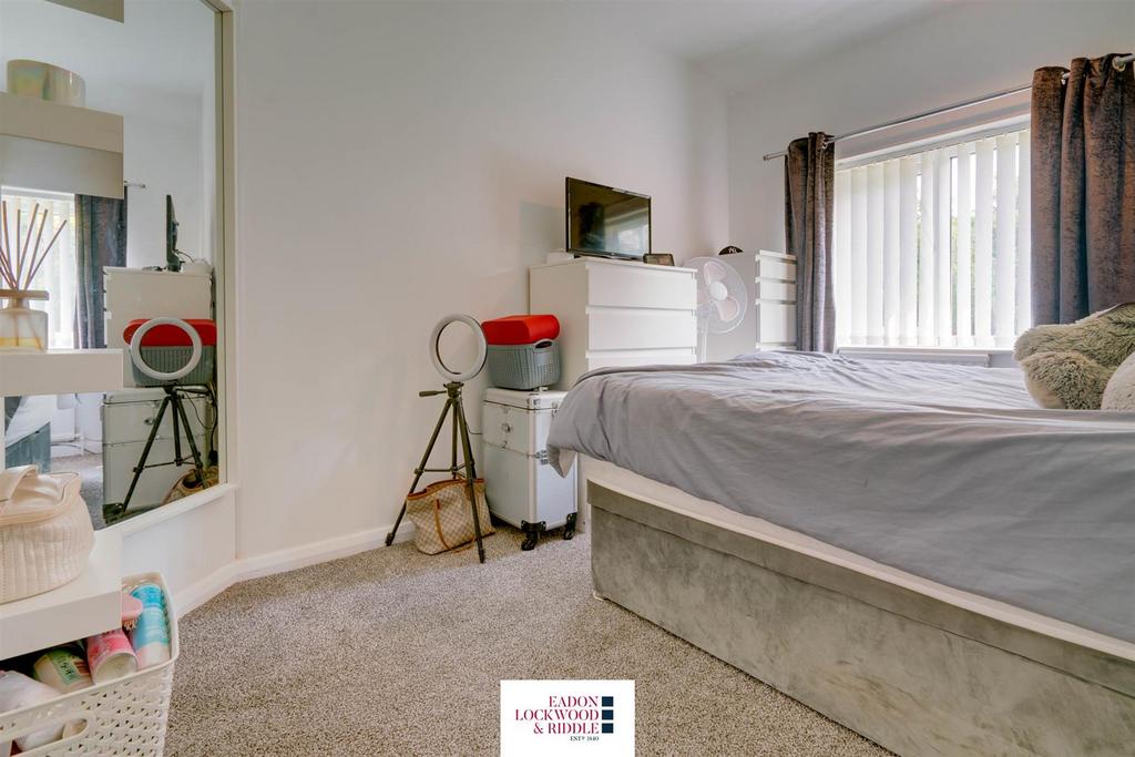Bedroom 2- 1.jpg