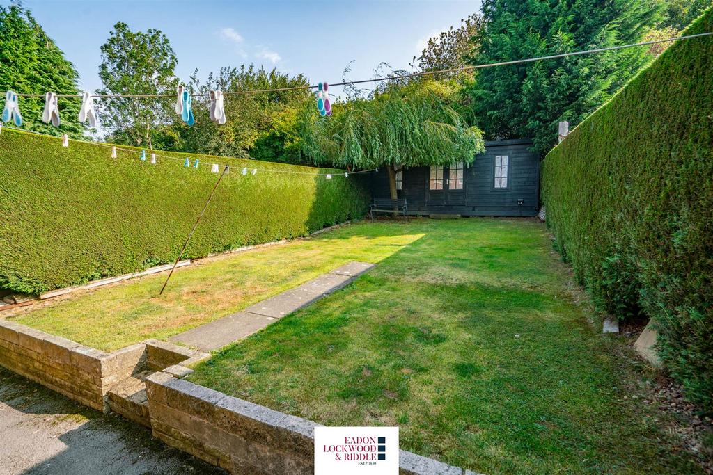 Rear Garden 1.jpg