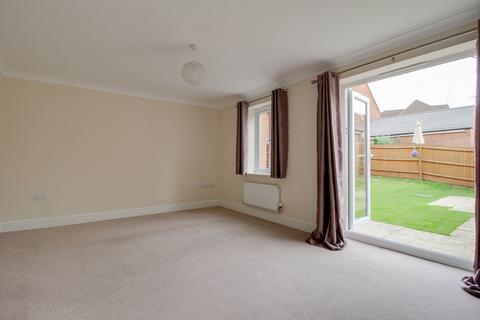 4 bedroom semi-detached house for sale, Plover Road, Leighton Buzzard, Bedfordshire, LU7