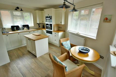 2 bedroom semi-detached house for sale, Sheppards Field, Wimborne, BH21 1PX