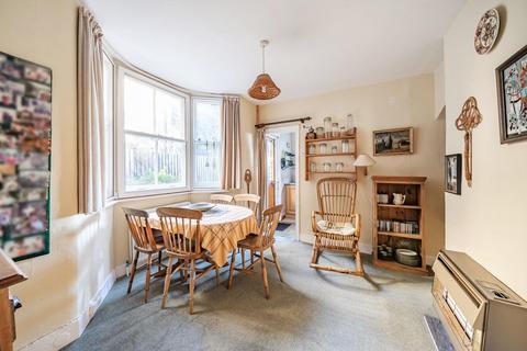 3 bedroom semi-detached house for sale, Meadowcourt Road, Blackheath