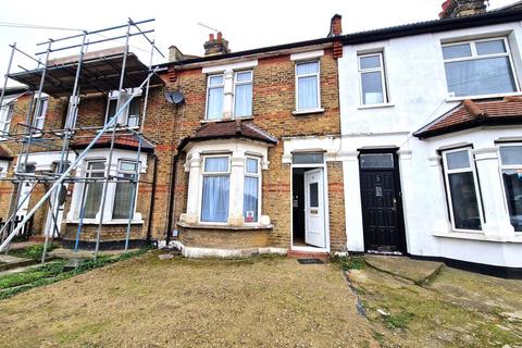 3 bedroom terraced house to rent, Eltisley Road, Ilford IG1 2EP