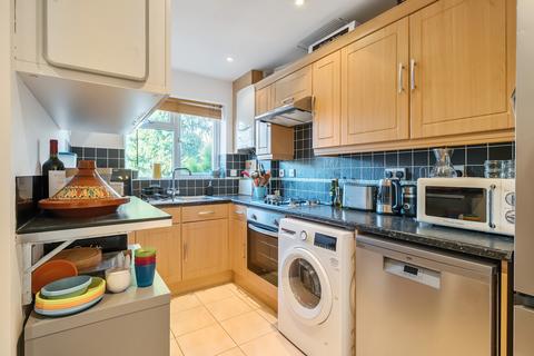 2 bedroom end of terrace house for sale, Marygold Walk, Amersham