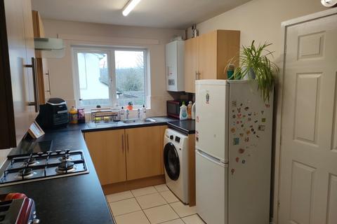 4 bedroom terraced house to rent, Deepdale, Telford, Shropshire, TF3