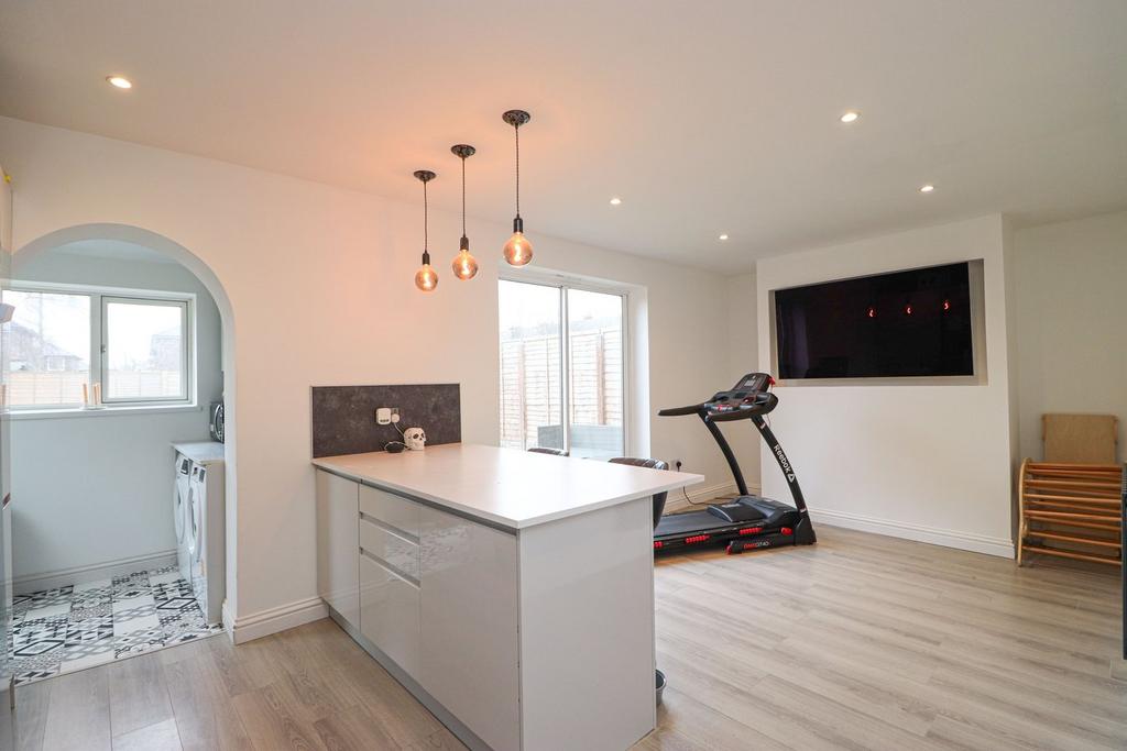 Kitchen/Utility