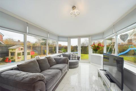 4 bedroom detached house for sale, Fernleigh Close, Cheshire CW10