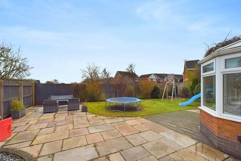 4 bedroom detached house for sale, Fernleigh Close, Cheshire CW10