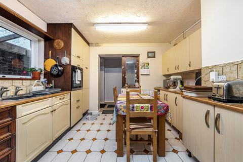 3 bedroom semi-detached house for sale, Tewkesbury Road, Clacton-on-Sea, Essex