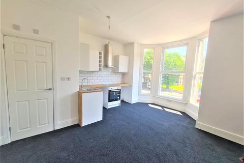 1 bedroom flat to rent, Tettenhall Road, Wolverhampton, WV6 0DD