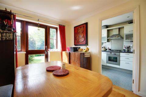 3 bedroom end of terrace house for sale, Woodville Road, Barnet