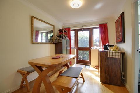 3 bedroom end of terrace house for sale, Woodville Road, Barnet