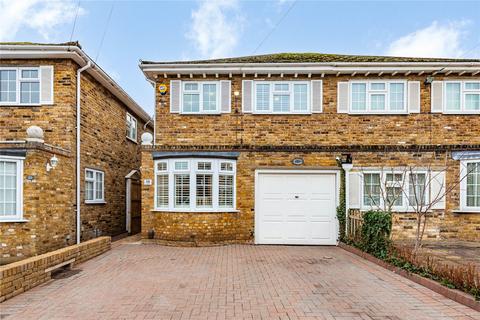 18 Rayburn Road, Hornchurch, RM11 3AP