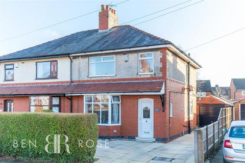 3 bedroom semi-detached house for sale, Woodville Road, Preston PR1