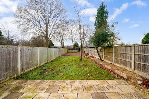 2 bedroom semi-detached house for sale, Franche Road, Kidderminster