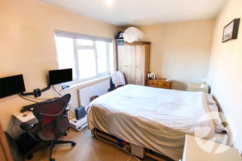 105 Campfield Road, London, SE9 5JD