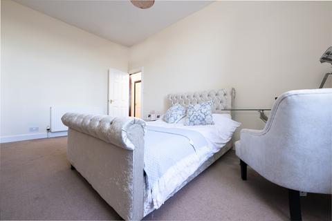 2 bedroom flat for sale, Union Street, Greenock, PA16