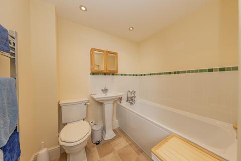 2 bedroom apartment to rent, St. Helens Street, Corbridge NE45