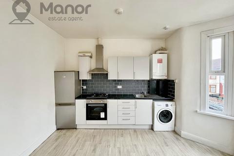 2 bedroom flat to rent, Dersingham Avenue, Manor Park, E12 6JX