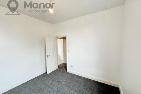 2 bedroom flat to rent, Dersingham Avenue, Manor Park, E12 6JX