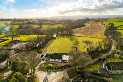 4 bedroom bungalow for sale, Winkleigh, Devon