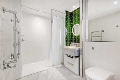 3 bedroom penthouse to rent, Capital Building, Embassy Gardens, 8 New Union Square, Nine Elms, London,SW11