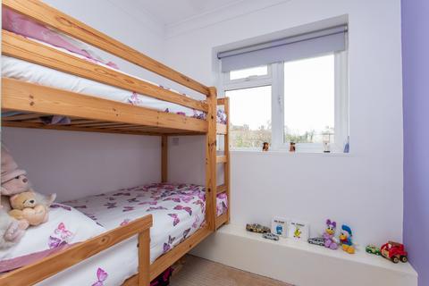 2 Douglas Close, St Peters, Broadstairs, CT10 2XG