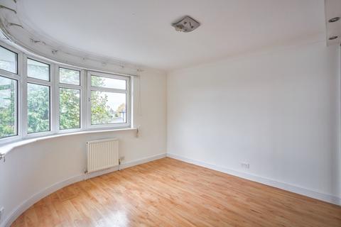 3 bedroom detached house to rent, Sidcup Road London SE9