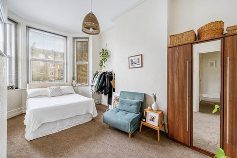 1 bedroom ground floor flat to rent, Barons Court Road, London, Greater London, W14