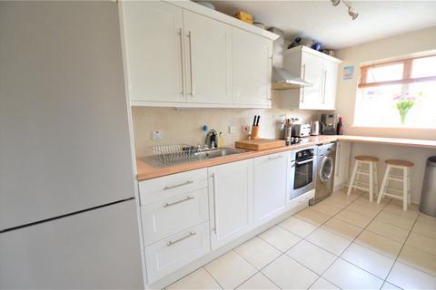 1 bedroom maisonette for sale, St Peters Gardens, Wrecclesham, Farnham, Surrey, GU10