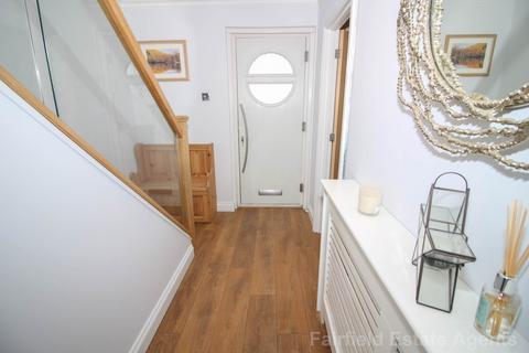 3 bedroom semi-detached house for sale, Bramshaw Gardens, South Oxhey