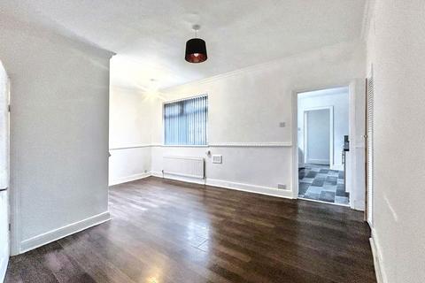 2 bedroom flat for sale, Sidney Street, Blyth , Blyth, Northumberland, NE24 2RD