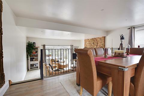 19 Links Drive, Bexhill-on-sea, TN40 1TA