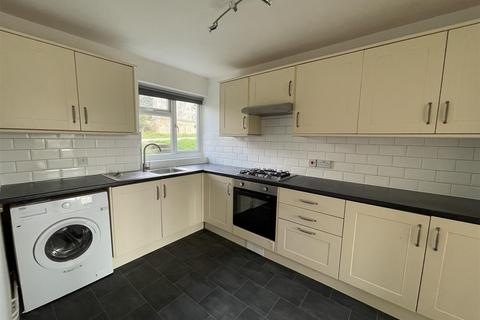 3 bedroom terraced house to rent, Otham Close, Canterbury CT2