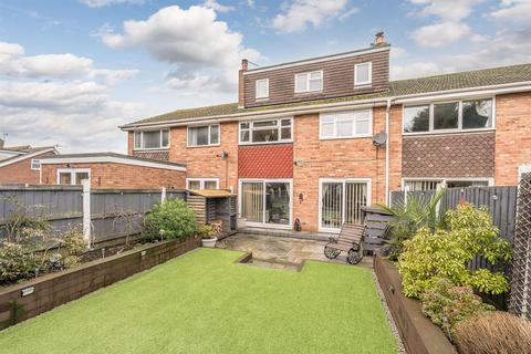 4 bedroom terraced house for sale, Grosvenor Way, Brierley Hill, DY5 2LH