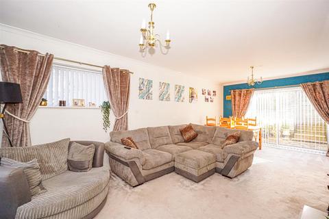 3 bedroom detached house for sale, Wellis Gardens, St. Leonards-On-Sea