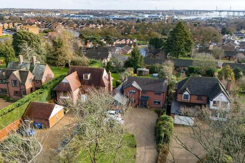 227 Belstead Road, Ipswich, IP2 9DS