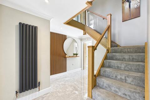 227 Belstead Road, Ipswich, IP2 9DS
