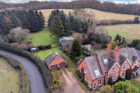 3 bedroom semi-detached house for sale, Spirehouse Lane, Burcot, Bromsgrove, Worcestershire, B60