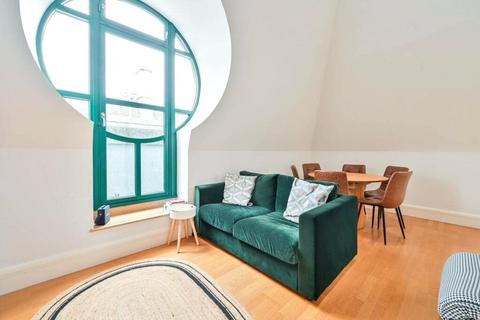 2 bedroom penthouse for sale, West Block, Forum Magnum Square, London, SE1